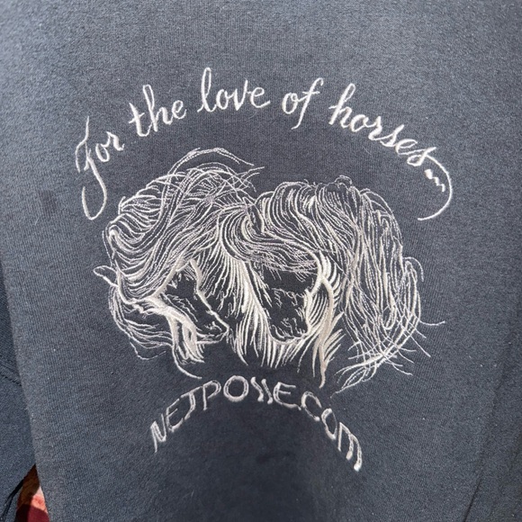 Horses Pullover - Picture 2 of 3
